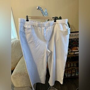 Dream Jeanne’s by Quaker Factory Pants 2x Crop White Stretchy